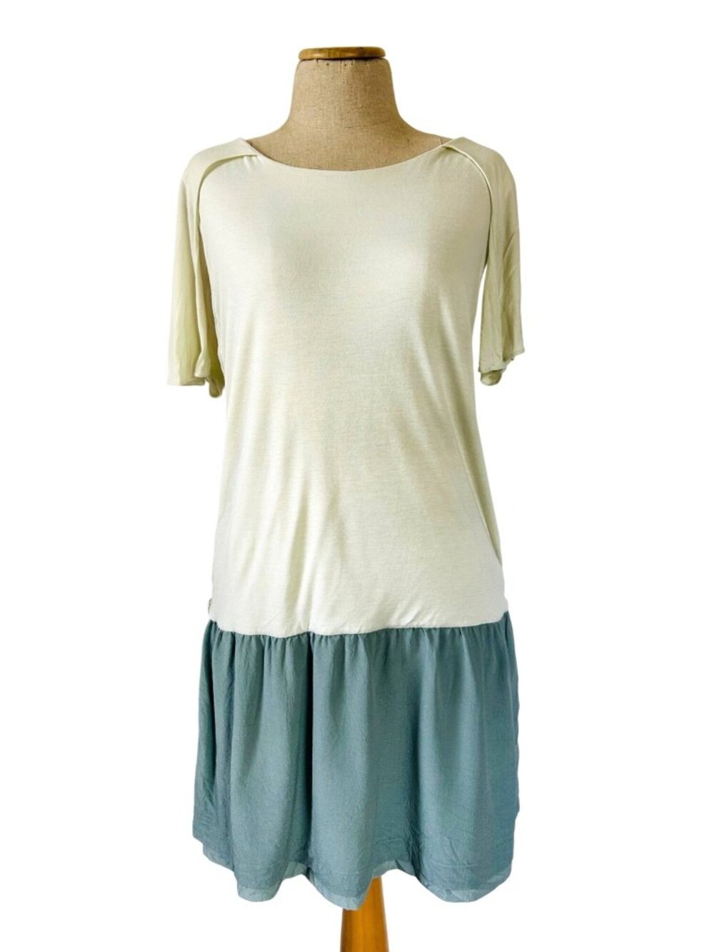 Fendi Women's Size 44 Two-Tone Drop Waist Short Sleeve Dress Ivory & Sage Green